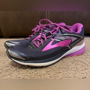 Brooks Ravenna 8 Running Shoes Women’s Size 10 Black Diva Pink Plum Caspia EUC